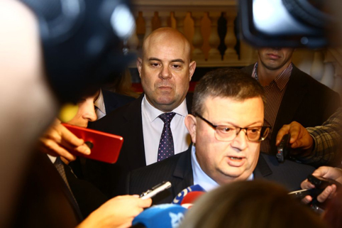 Главният прокурор Сотир Цацаров за процедурата след президентския указ: Невъзможен е втори кандидат на този етап (обзор)