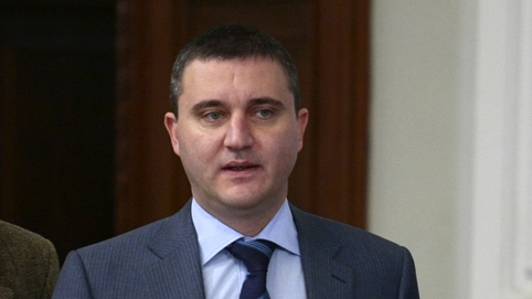 Владислав Горанов: Проблемът с фалшивите болнични не е само в България