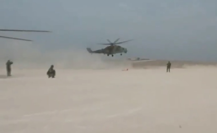 Руски военни се разположиха в американска база в Сирия (ВИДЕО)
