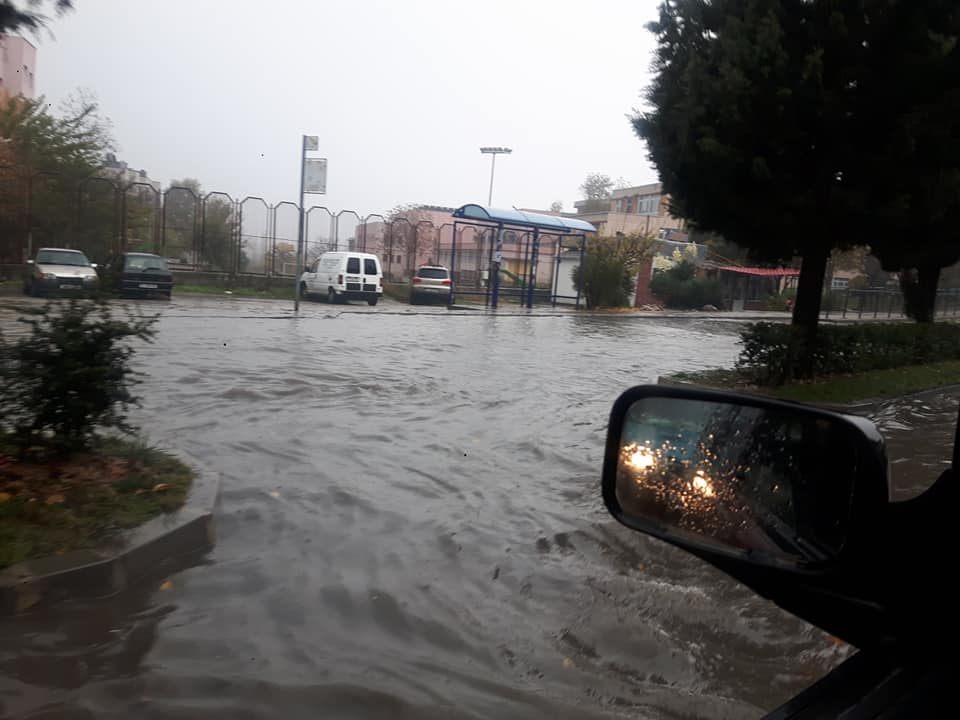 В санданско село отводняваха къщи и отпушваха канали заради обилен дъжд