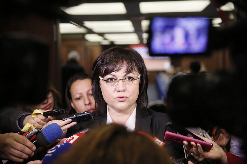 Нинова: Не съм се договаряла с Борисов за партийните субсидии