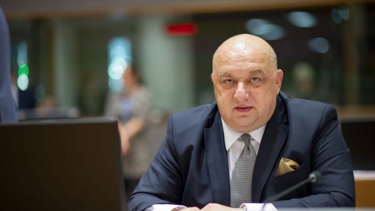 Кралев: Данните на Московската лаборатория не са пълни и автентични