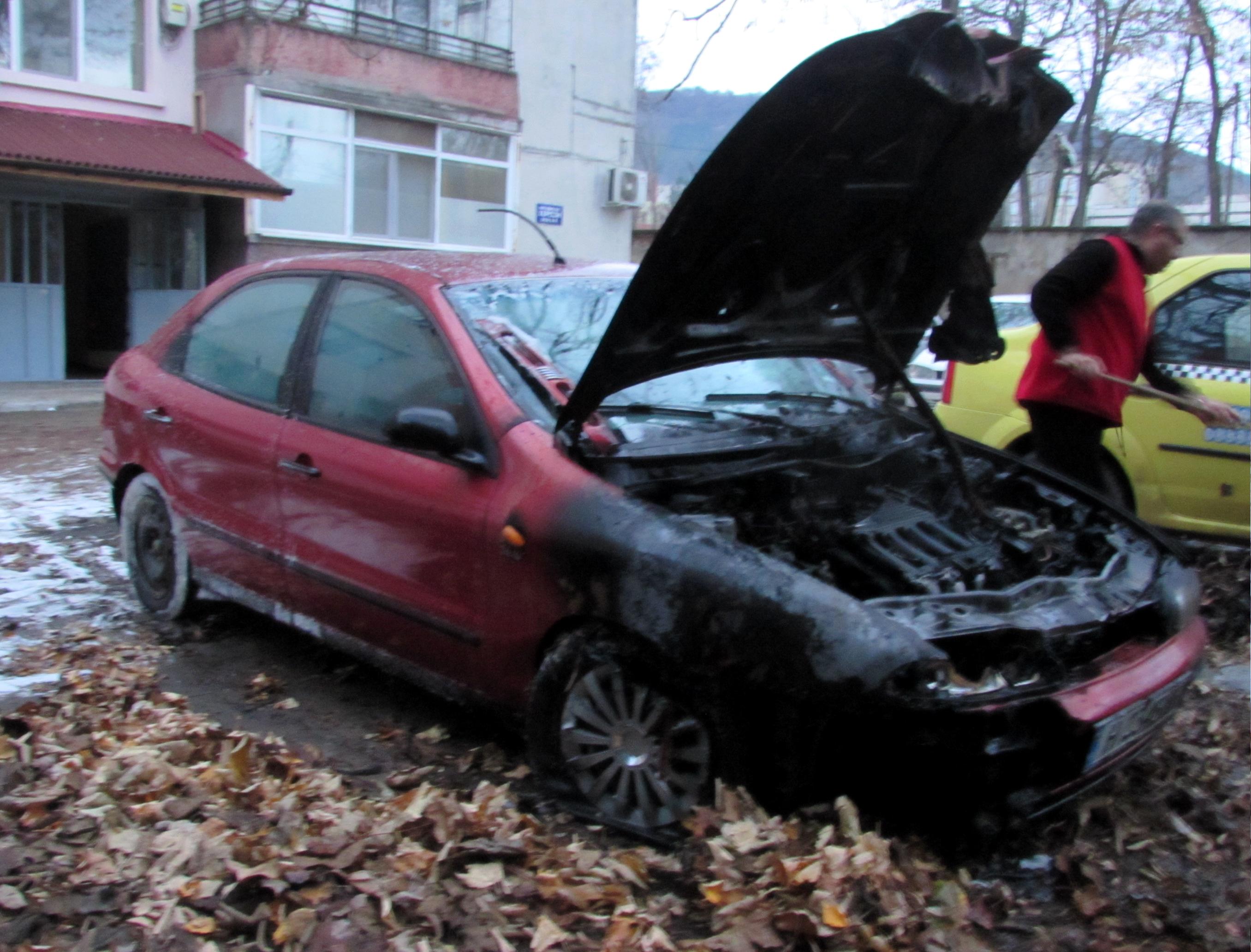 Кола се запали при задвижване