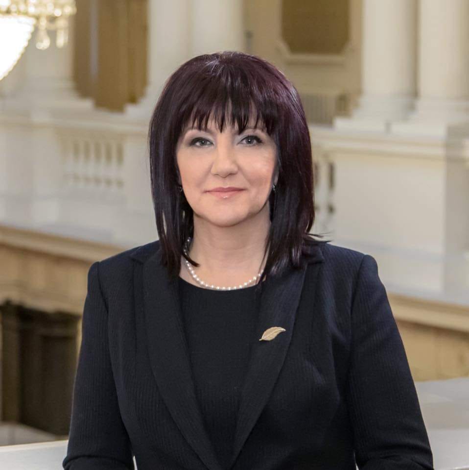 Цвета Караянчева връчва наградата „Студент на годината”