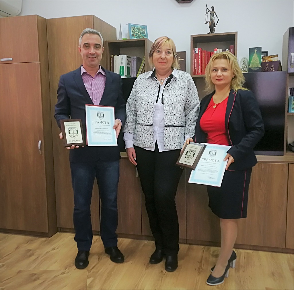 Главният прокурор на Република България награди Административните ръководители на Окръжна и Районна прокуратура – Ямбол с отличие - знак „За Заслуга“