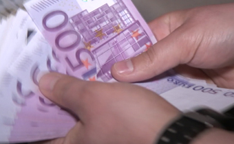 Сирийски бежанец търси 100 000 евро обезщетение от Гърция