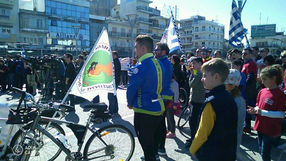 Хиляди протестиращи в Солун и Орестиада в подкрепа на двамата гръцки военни, задържани в Турция при пресичане на границата