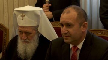 Румен Радев: Патриарх Кирил дойде в България като духовен водач, но избра да си тръгне като политик