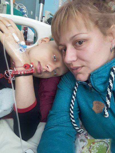 Фондът за лечение на деца в чужбина финансира операция на момиче във Франция от неговата дарителска сметка