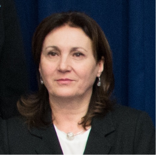 Бъчварова: Правителството не иска да скрие никаква информация за ЧЕЗ