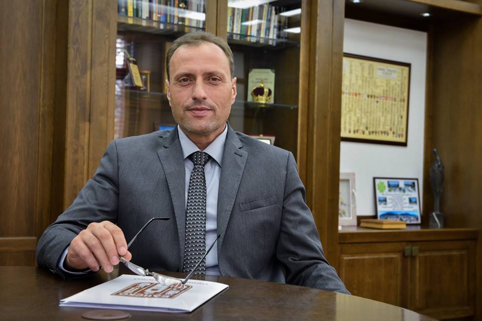 С близо 2 млн. лева рехабилитират улици в Банско и Добринище