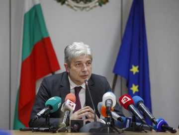 Министър Димов: Следим всички критични язовири