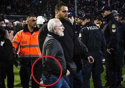 Президентът с пистолета „изгърмя“ за 3 години