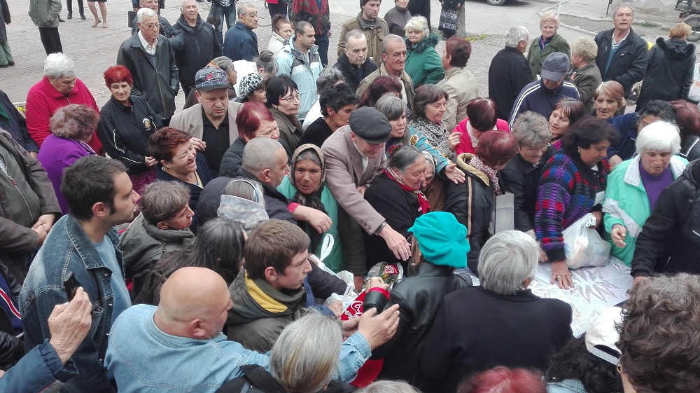 НСИ: 30% от населението живее в материални лишения