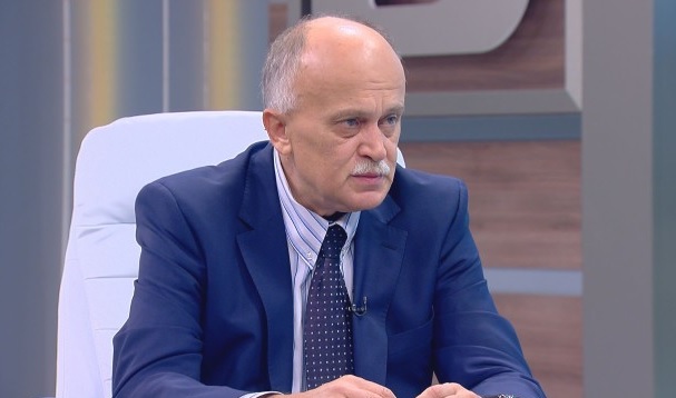 Здравната инспекция проверява жената, завела Теодора при лечител в Бразилия