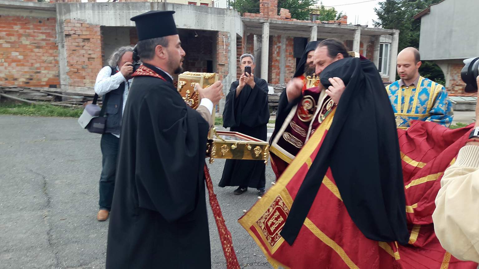 Мощите на Свети Николай пристигнаха в Бургас