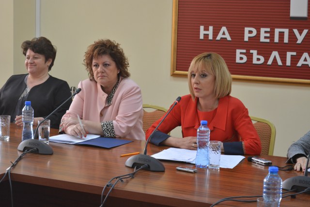 Омбудсманът Мая Манолова: На 16 май изтича крайният срок за подаване на заявления за неплатени заплати