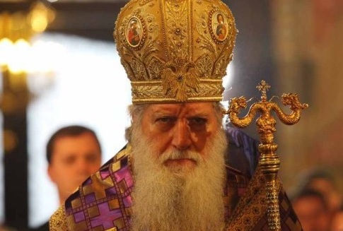 Изписаха патриарх Неофит от болницата