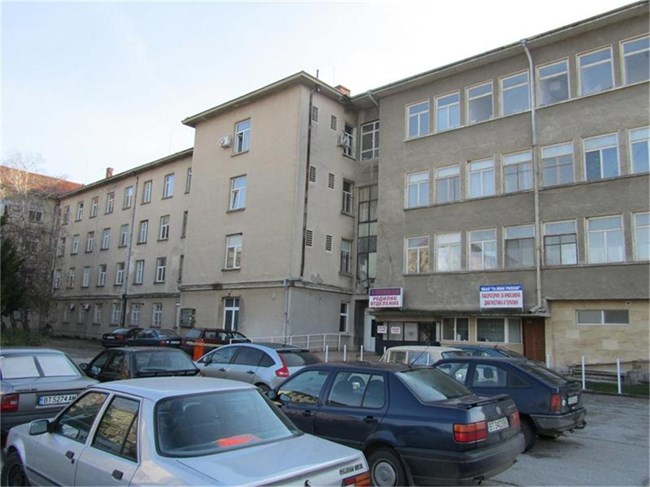 Разследват нападение на роми над медицинска сестра в Горна Оряховица