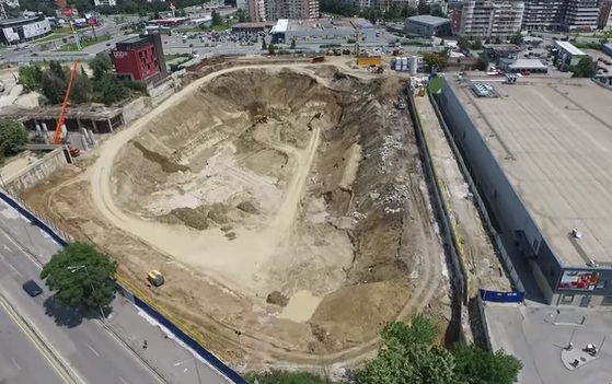 Вижте как върви строителството на комплекс "Гранд Каньон" в София (ВИДЕО)
