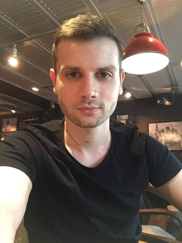 Младеж от Павликени се нуждае от 200 000 евро, за да живее