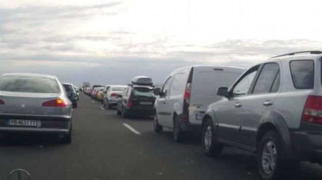 Един човек пострада при верижна катастрофа на АМ "Тракия"