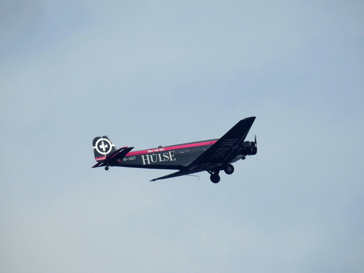 Самолет Юнкерс-52 се е разбил в Швейцарските Алпи 