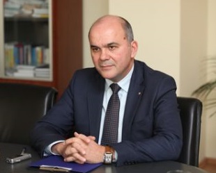 Социалният министър: Минималните заплати по браншове - възможни след 2020-а година
