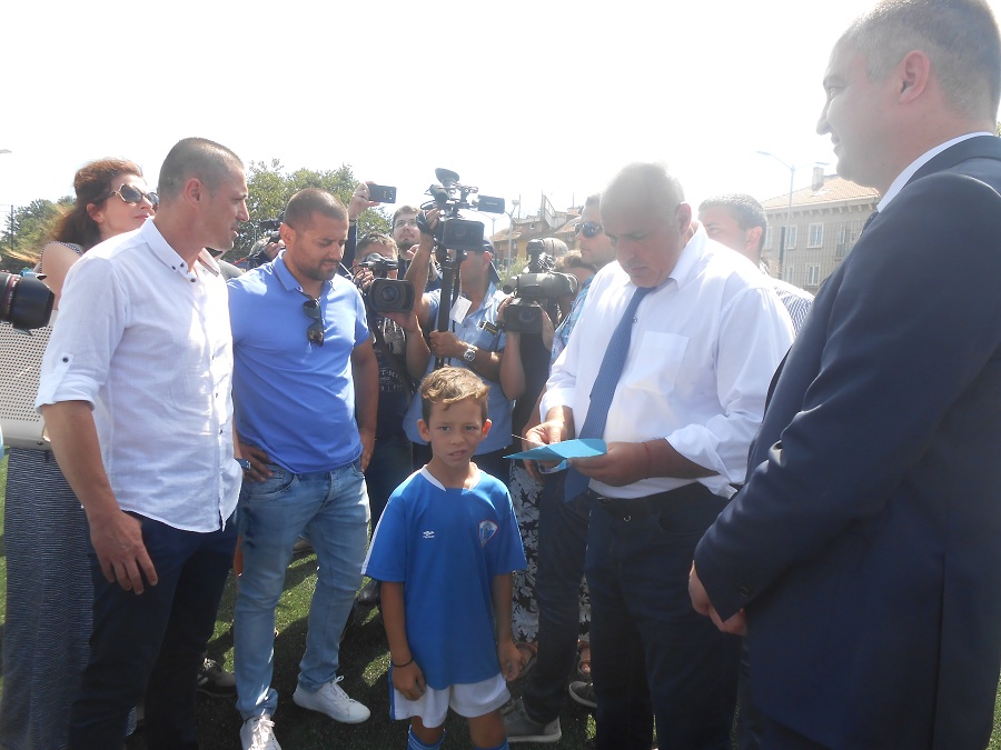 Бойко Борисов: Трябва да създадем наши национали във футбола