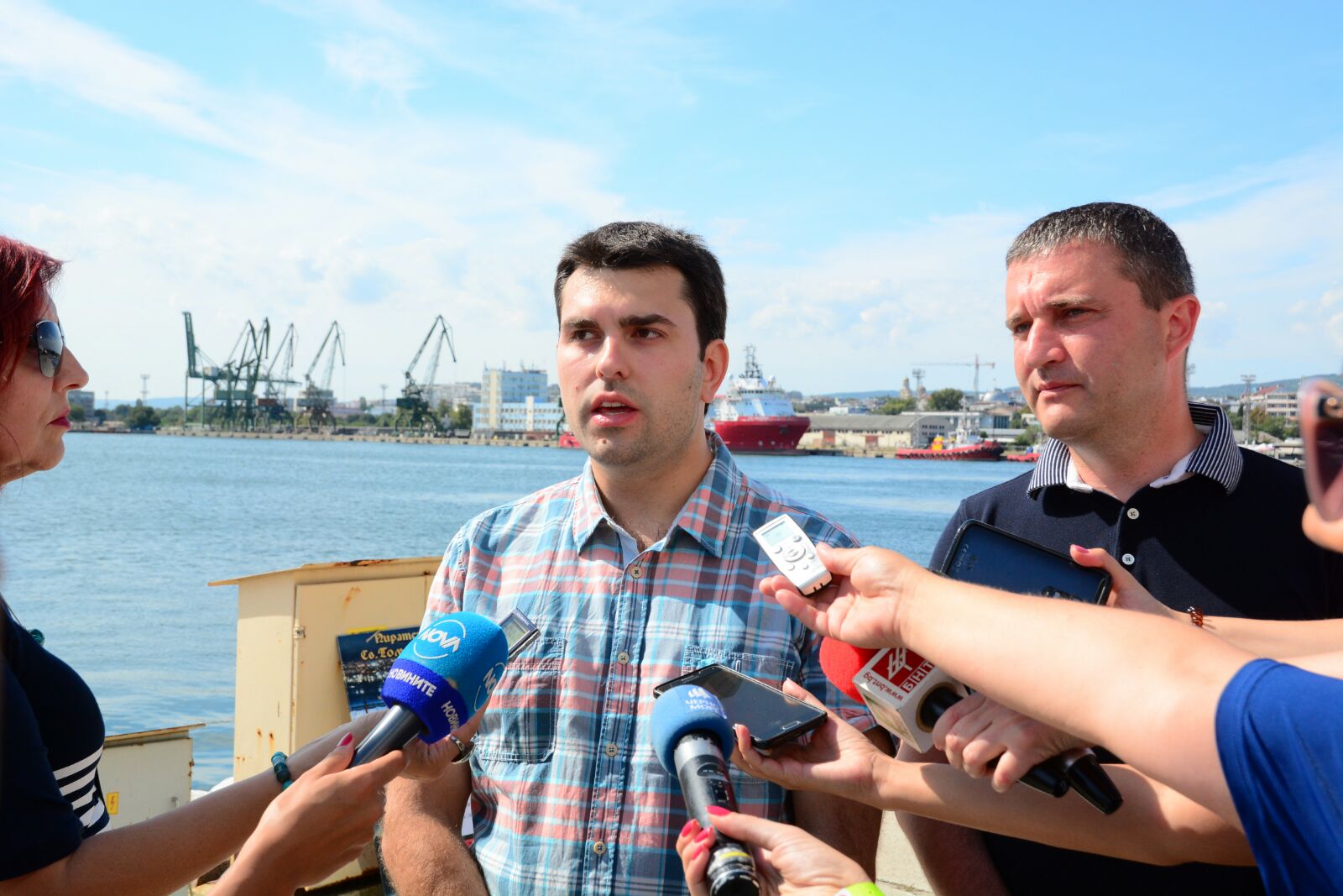 Горанов отговори на Радев: Не приемам атаки срещу държавната администрация