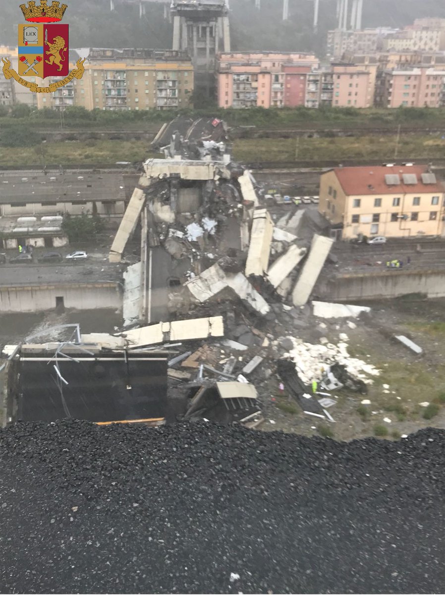 Български тираджия оцелял по чудо в Генуа