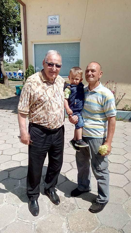 Легенда на „Академик” - Свищов пребит зверски от цигани гастарбайтери