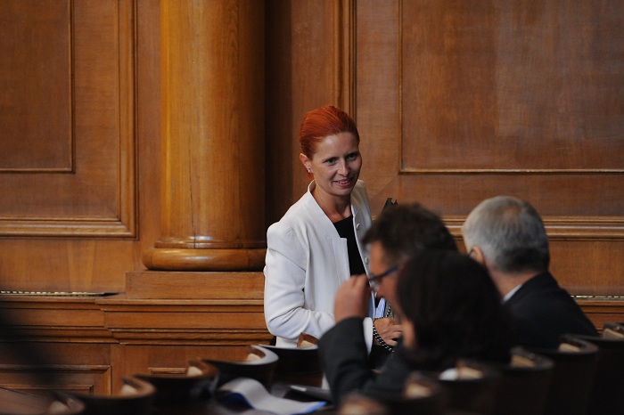 Заместник-председателят на КФН Ралица Агайн подаде оставка (СНИМКИ)