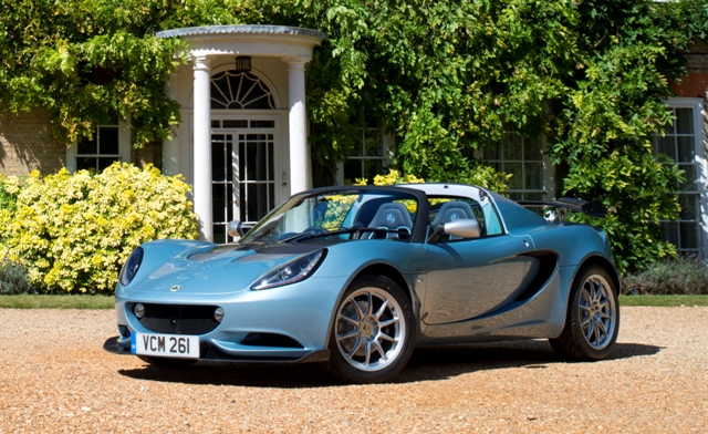 Lotus възкръсва с китайски милиарди