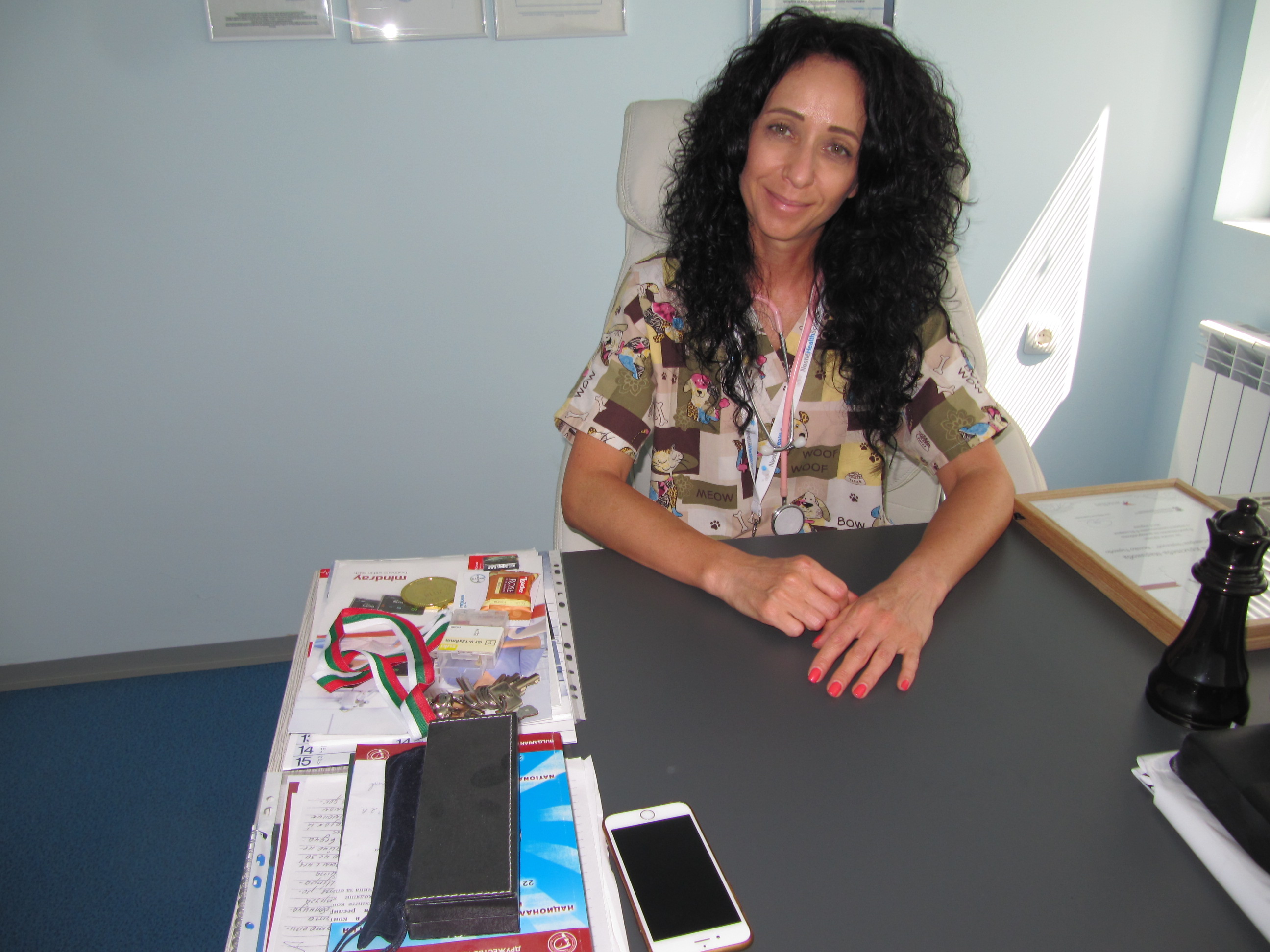 Търновски медици спасиха момиче, погълнало силна отрова