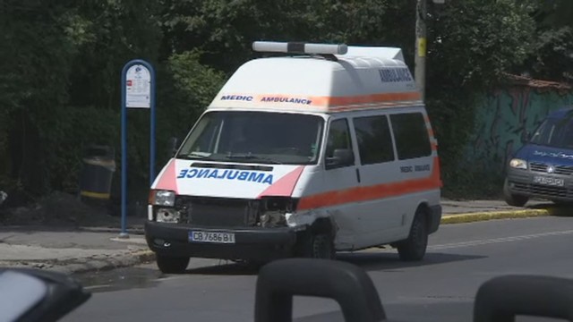 Верижна катастрофа с линейка на "Околовръстно шосе" в София