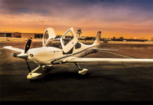 Самолет се разби на летището в Балчик, пилотът загина