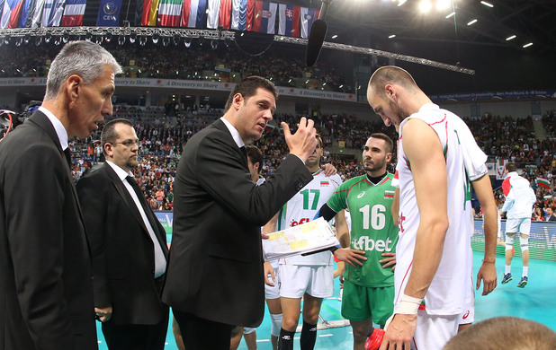 Три травми и един изгонен при „лъвовете“