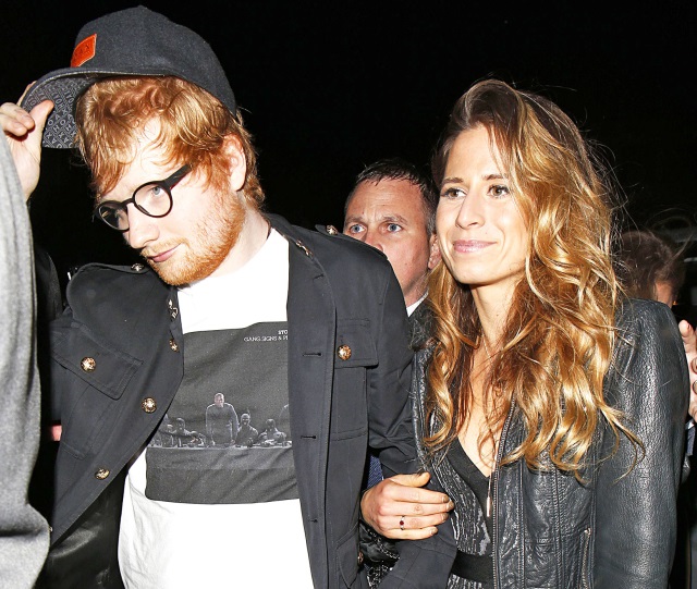 Ед Шийран се ожени за дългогодишната си приятелка