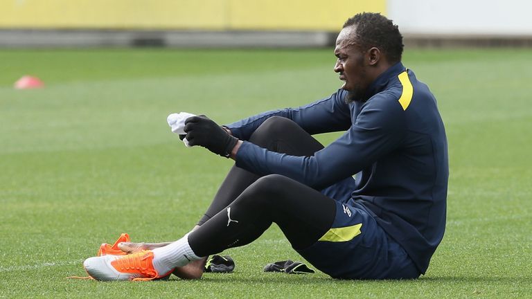 Искат от Болт да е бърз с топка