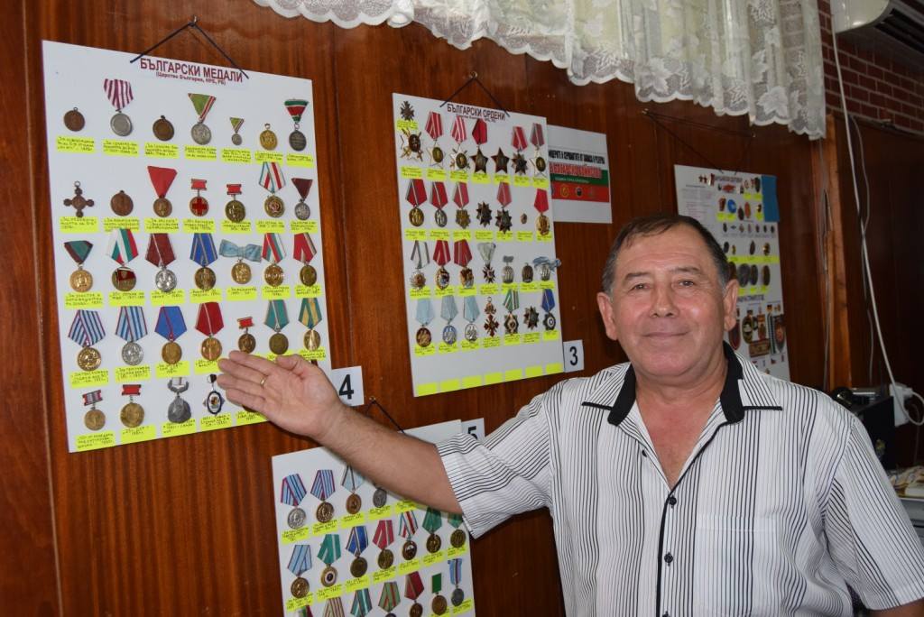 Показаха уникални българските знаци, ордени и медали в Горна Оряховица