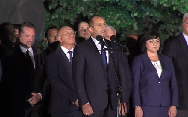 Президентът Радев: Вдъхновеният народ има една цел, Съединението, и я постига с дързост и всеотдайност