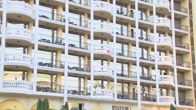Британецът-побойник в Слънчев бряг налетял и на охранители, но го изтървали