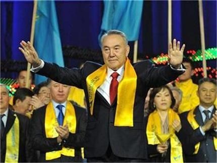 Файненшъл Таймс се пита: Вървят ли Казахстан и Узбекистан към украински сценарий?