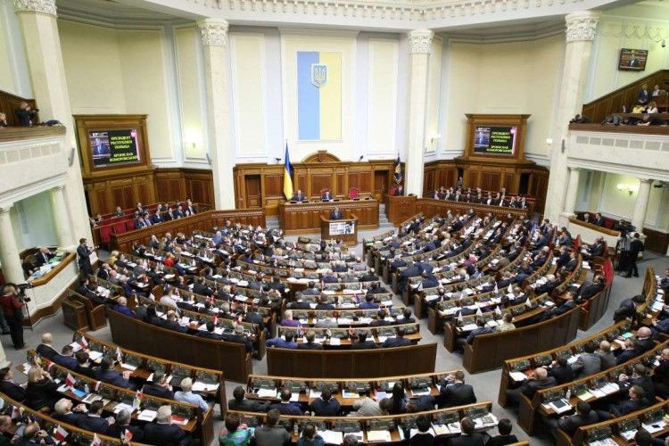 Киев къса с Москва, анулира 5 военни споразумения