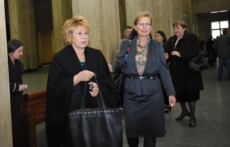 Пак питат експерти крала ли е Масларова