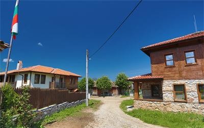 Правителството създаде ново село - Попови ливади