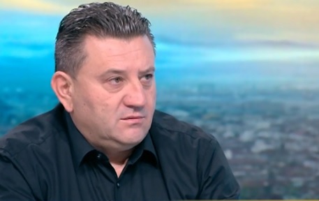Бизнесменът, участвал в сбиването в Симитли: Кметът хвърли бутилка срещу мен, това е опит за убийство