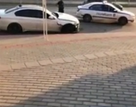 Арестуваха крадци на кола след зрелищна гонка във Варна