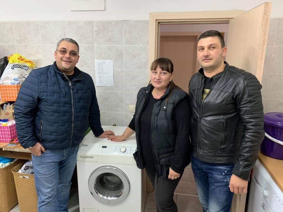 Фондация „Ген. Протогеров“ дари пералня на Център за младежи с увреждания в Търново